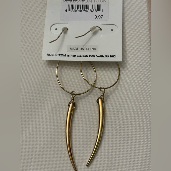 NWT 2 pairs Nordstrom 14th and Union Dangle and Stud Gold Color Earrings - Picture 4 of 5